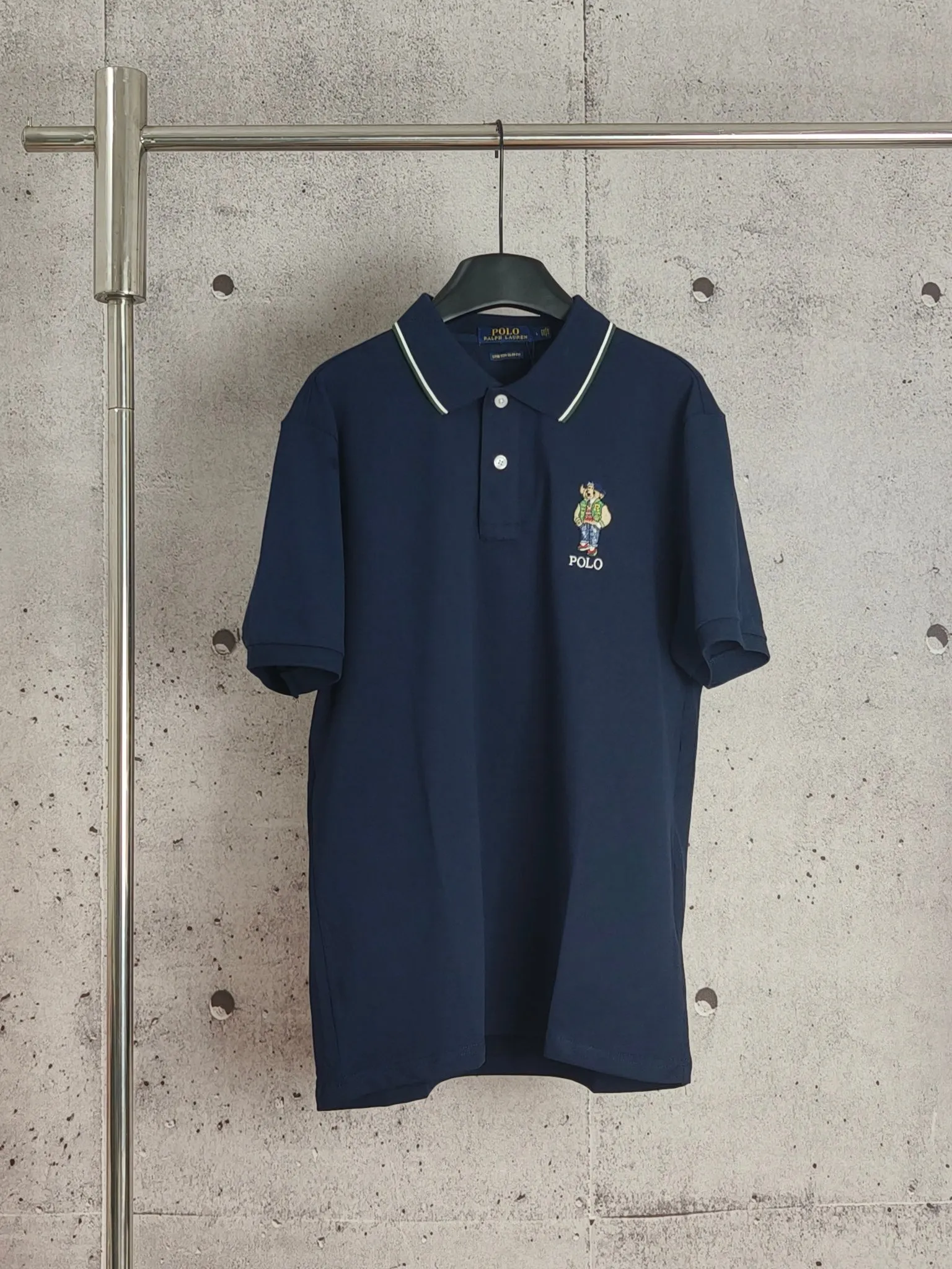 P180 Real shot quality High version Ralph Lauren embroidered polo shirt lapel short sleeves High-end quality Complete with three labels, comfortable and breathable, classic and simple, exquisite and fashionable, details show high-end quality Color: black navy blue Size: M-XXL